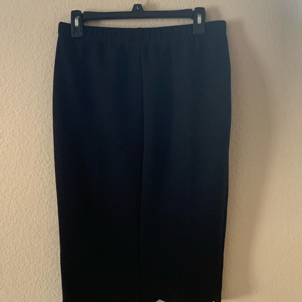 Suit - Picture 4 of 4